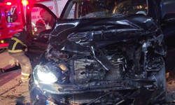 Batman'da otomobille kamyonet çarpıştı: 5 yaralı