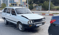 Bilecik'te iki otomobil çarpıştı: 1 yaralı