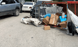 Bilecik'te kağıt yüklü motosiklet virajı alamayarak devrildi: 1 yaralı