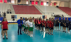 Eskişehir’de küçük kızlar futsal turnuvası sona erdi