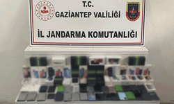 Gaziantep'te jandarma 2 milyon lira değerinde kaçak telefon ele geçirdi
