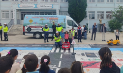 Kırklareli'nde köy okullarındaki öğrencilere trafik eğitimi