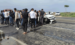 Şanlıurfa'da minibüsle otomobil çarpıştı: 5 yaralı