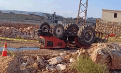 Şanlıurfa'da traktörün altında kalan 2 çocuk annesi hayata veda etti