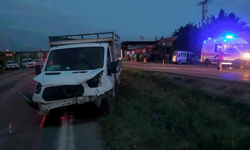 Siirt'te kamyon ile kamyonet çarpıştı: 6 kişi yaralandı