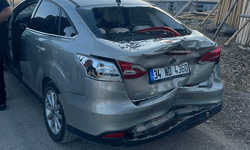 Adıyaman'da tır ile otomobil çarpıştı: 2 yaralı