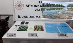 Afyon'da zehir taciri 2 şahıs zehirleri satamadan yakayı ele verdi