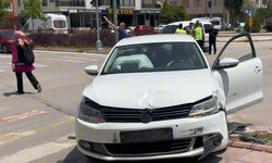 Aksaray’da 2 otomobil çarpıştı: 4 yaralı