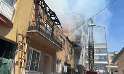 Aydın'da 2 katlı apartmanın üst katında yangın çıktı