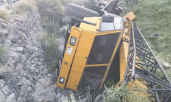 Erzurum'da operatör aracın altına kalarak yaşamını yitirdi