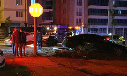 Eskişehir’de ara sokaktan kontrolsüz çıkış 4 kişiyi hastanelik etti