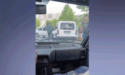 Hatay'da bir grup, kaza sonrası çarpıştıkları araca saldırdı