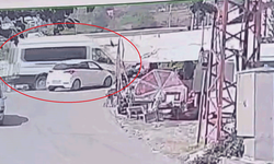 Hatay’da korkutan kaza! Minibüs dereye uçtu, 4 yaralı