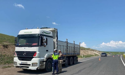 Kars’ta 32 ekip, 98 jandarmanın katımlıyla uygulama