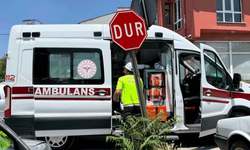 Kütahya'da iki otomobil birbirine girdi: 2 yaralı