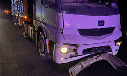 Kütahya'da tır ile otomobil çarpıştı: 4 yaralı