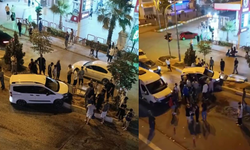 Mardin'de hafif ticari araç refüje çarparak durdu