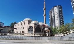 Mersin’da camiden ses sistemi ve kablosu çalındı