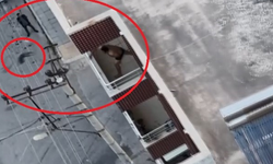 Mersin'de balkondan zehirli madde atan şüpheli dronla tespit edildi