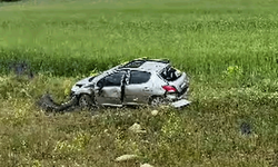 Tokat'ta trafik kazası: Kontrolden çıkan otomobil tarlaya uçtu! 3 yaralı