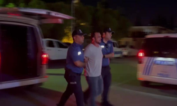 Adana'da hırsızlıktan 30 yıl ceza aldı, gezerken polise yakalandı