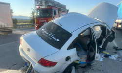 Afyon'da evlilik iznine çıkan üsteğmen ve eşini trafik kazası ayırdı