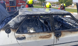 Balıkesir'de LPG'li TOFAŞ marka araç yol ortasında yandı