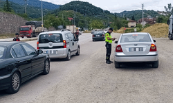 Düzce’de trafik denetimi: 2 bin 44 sürücüye ceza yağdı