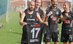 Eskişehirspor’un sevilen ismi Sertaç Kayatekin'e duygusal veda