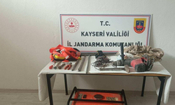 Kayseri'de kaçak kazı yapan 3 kişi yakalandı