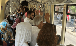 Kliması çalışmayan tramvayda vatandaşlar zor anlar yaşadı