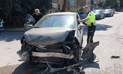 Samsun'da kaza: İki otomobil çarpıştı, 1 yaralı