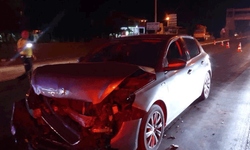 Afyon'da 2 otomobil çarpıştı: 9 yaralı