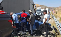 Hakkari-Van karayolunda feci kaza