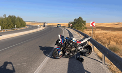 Çorum'da refüje çarpan motosiklet sürücüsü yaşamını yitirdi