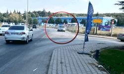 Eskişehir’de ters yöne giren otomobil kazaya davetiye çıkardı