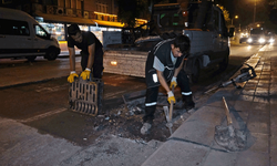 Eskişehir’de trafiğin aksamaması için gece mesaisi