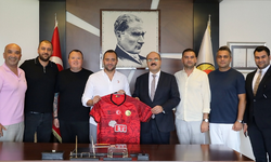 Eskişehirspor, Adalet Komisyonu Başkanı Sazak’ı ağırladı