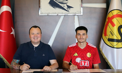 Eskişehirspor genç sağ bek ile anlaşma sağladı