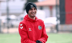 Eskişehirspor’un eski sağ beki Hüseyin Eşkol, Çayelispor ile anlaştı