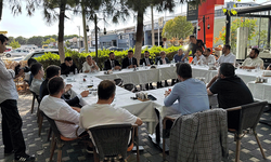Hatipoğlu, genç girişimcilerle bir araya geldi