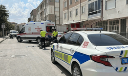 Karaman'da motokurye ile otomobil çarpıştı