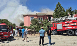 Kayseri'de bir depoda yangın çıktı