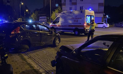 Kayseri'de kazada savrulan otomobil park halindeki otomobile çarptı