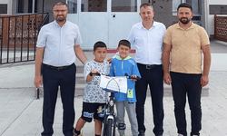 Kütahya’da trafik kazası geçiren çocuğa TDV’den sürpriz bisiklet