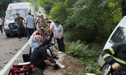 Ordu'da minibüsle otomobil çarpıştı: 15 yaralı
