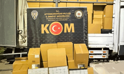 Afyon'da şüphe üzerine durdurulan kamyonette milyonlarcası ele geçirildi