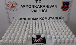 Afyonkarahisar'da zehir operasyonunda 8 bin 81 adet hap ele geçirildi