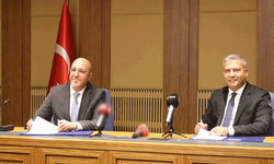 Anadolu Üniversitesi 111 bin 500 TL'lik rekor anlaşmaya imza attı