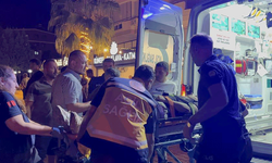 Antalya'da motosikletle otomobil çarpıştı